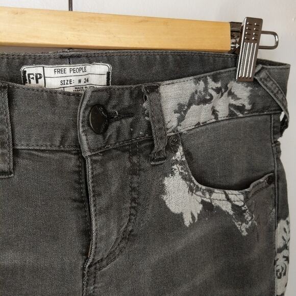 EUC Free People Dark Grey Floral Skinny Jeans - Picture 3 of 5